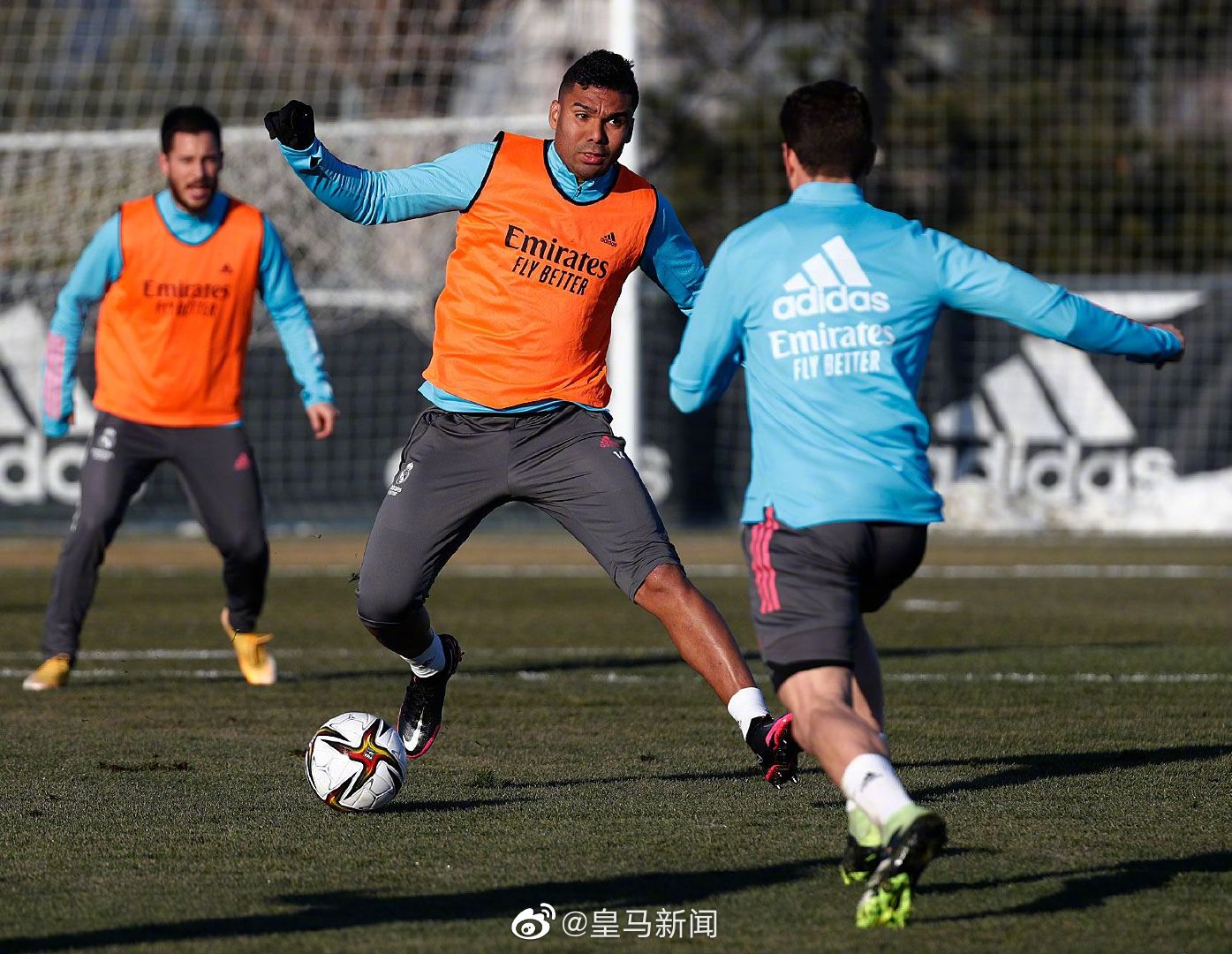 今晚上海久事备战国王杯，造点机会细节曝光，压力陡增，更衣室氛围转暖的简单介绍